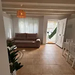 Casa Rugama Con Piscina De Verano En El Corazon De Cantabria Arredondo
