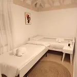 Casa Rugama Con Piscina De Verano En El Corazon De Cantabria بيت للعطل *