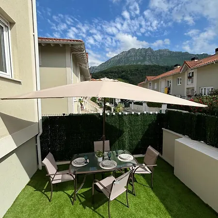 Holiday home Casa Rugama Con Piscina De Temporada En El Corazon De Cantabria Arredondo