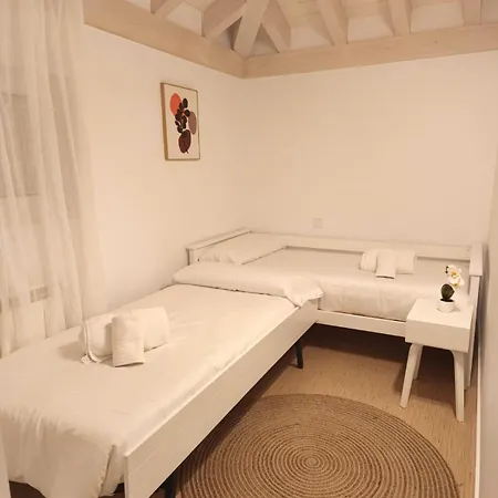Casa Rugama Con Piscina De Verano En El Corazon De Cantabria Vakantiehuis *