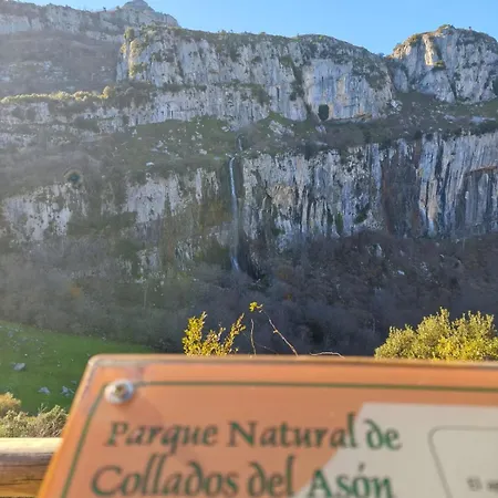 Vakantiehuis Casa Rugama Con Piscina De Verano En El Corazon De Cantabria