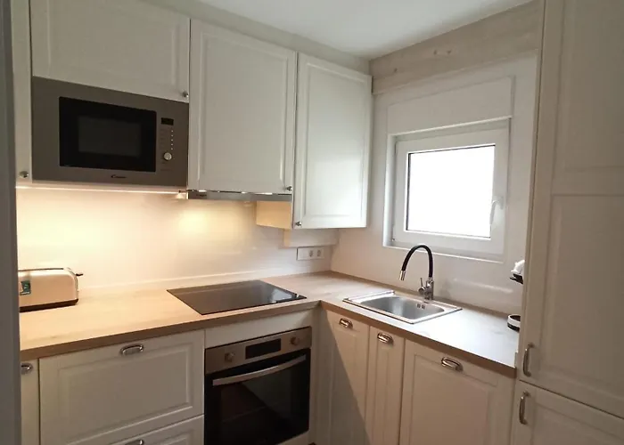 Tatil Evi Casa Rugama Con Piscina De Temporada En El Corazon De Cantabria Arredondo