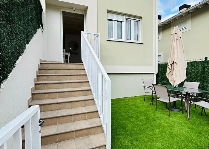 Hébergement de vacances Casa Rugama Con Piscina De Verano En El Corazon De Cantabria *